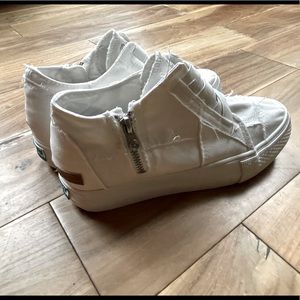 Womens Blowfish Hidden Wedge Sneakers Size 7.5